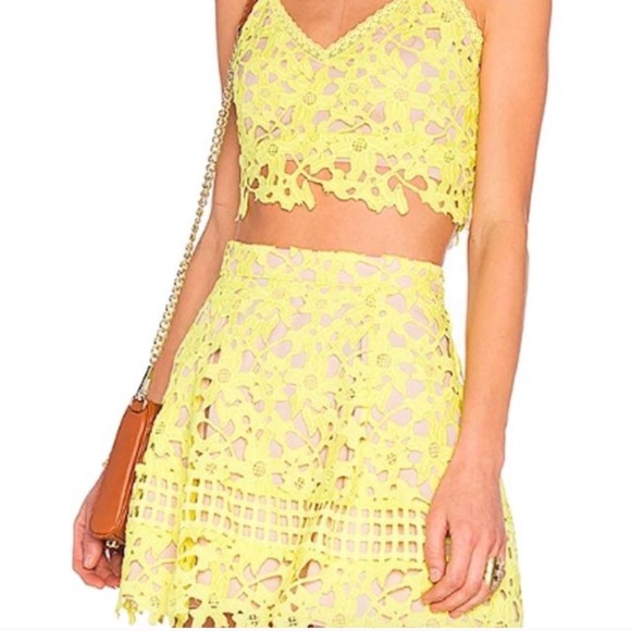 Lovers & Friends Yellow Lace Mini Skirt - Picture 3 of 11